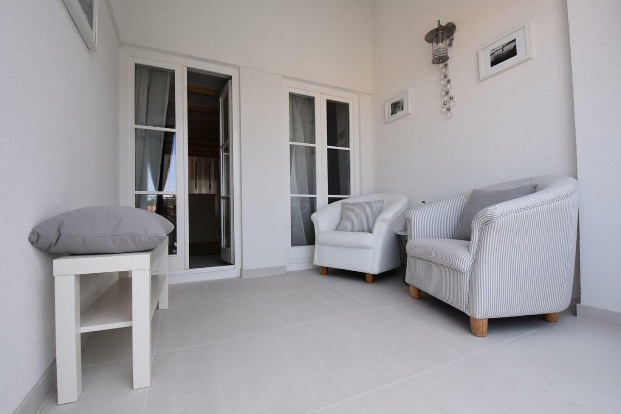 Villa Kuca Babe Stane à Murter Extérieur photo